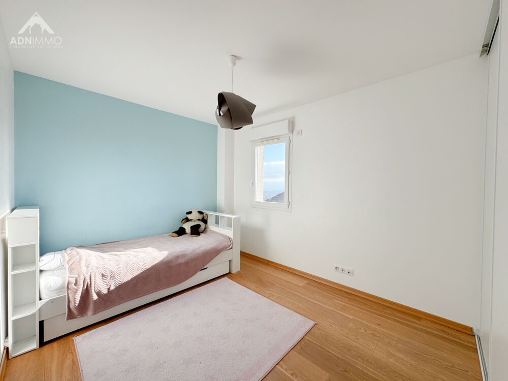 � vendre  Maison P�ron (01630)