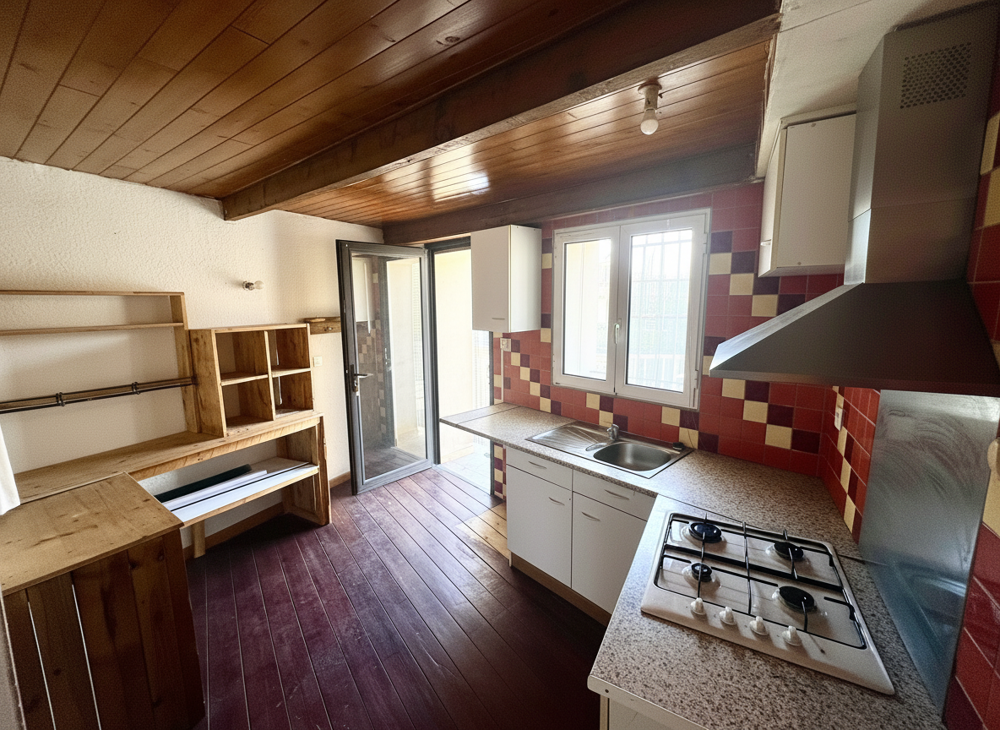 Maison de Village F3 avec garage et jardin