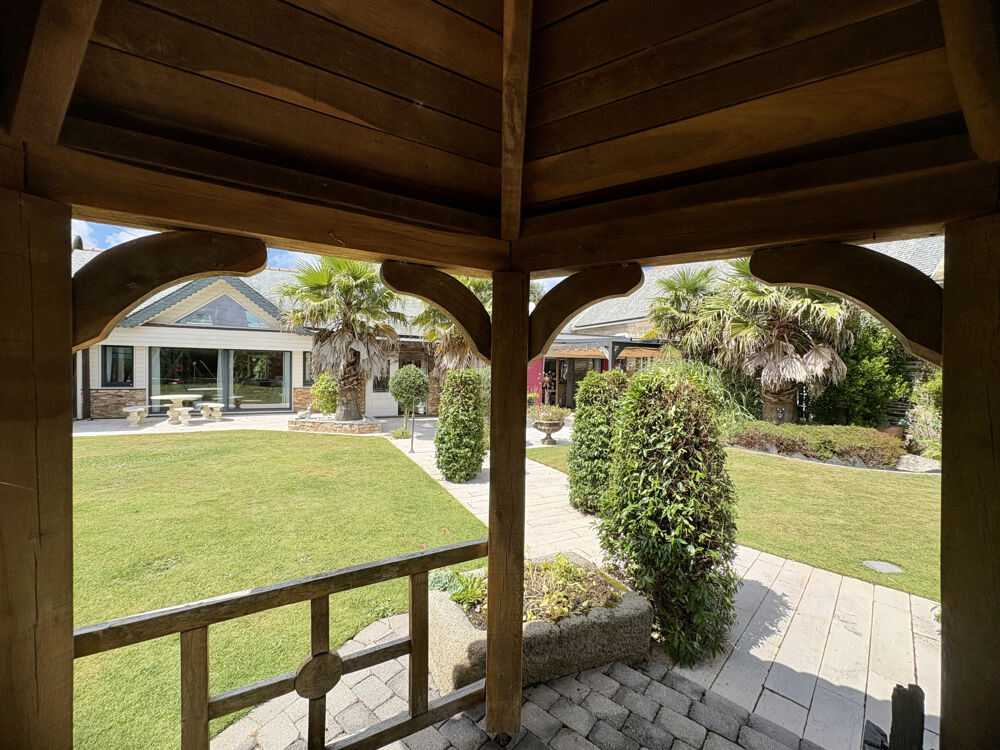 � vendre  Propri�t�/ch�teau Lanarvily (29260)