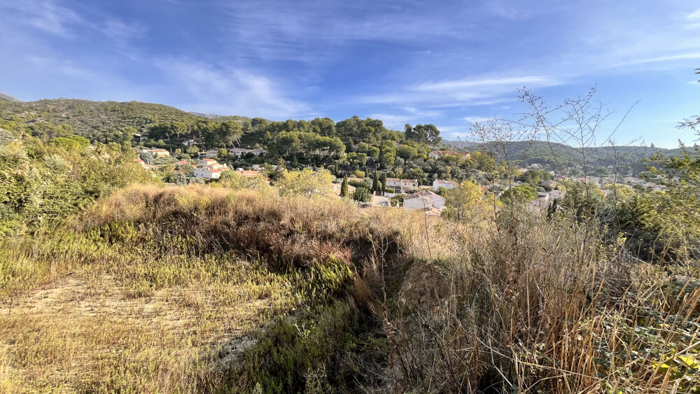 Vente Terrain Terrain constructible de 1830 m2 à Allauch 360m2 au sol Allauch