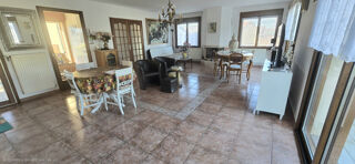  Maison � vendre 8 pi�ces 200 m�