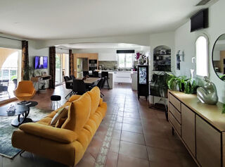  Maison à vendre 4 pièces 130 m² Gailhan