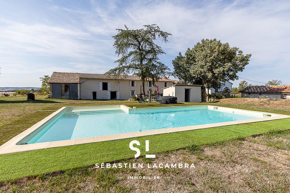 Vente Maison Corps de ferme du XVIIIe siècle rénové   160 m2 habitables, nombreuses dépendances et remarquable potentiel Brens