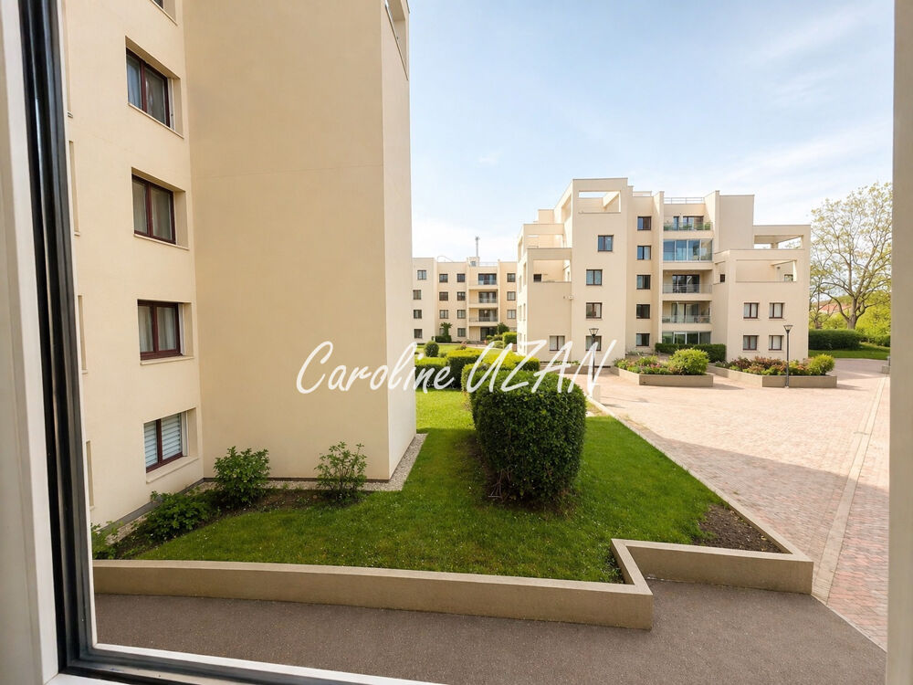 Montigny Le Bretonneux 78 - Appartement 3 pièces - terrasse - parking- 2 chambres - 75m2