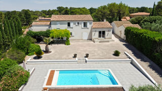  Maison à vendre 6 pièces 196 m²