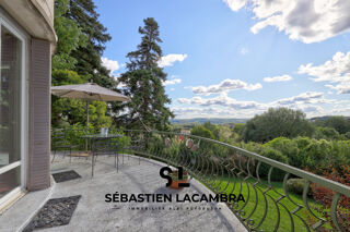  Propri�t�/ch�teau � vendre 10 pi�ces 328 m� Realmont