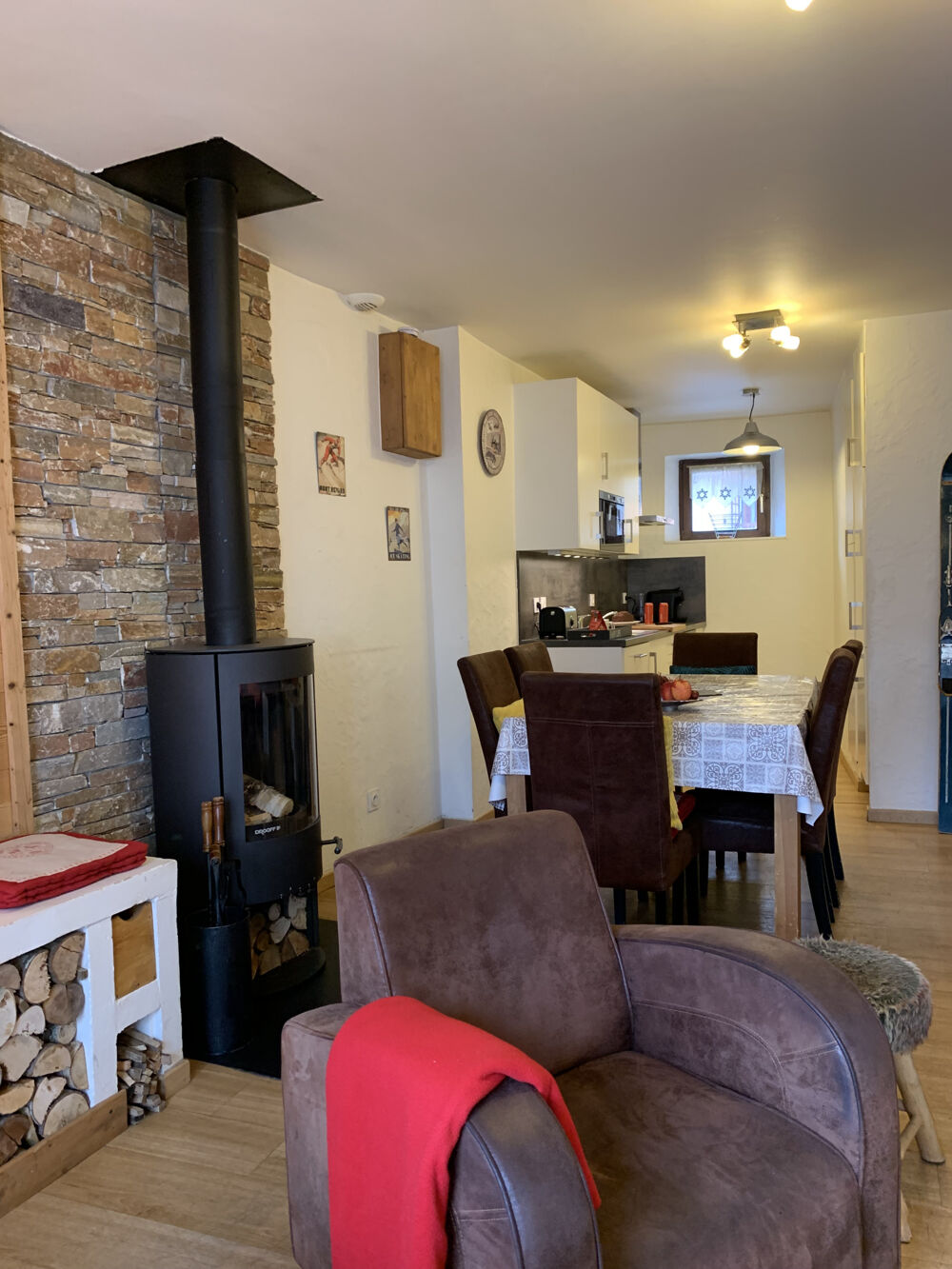 ACHAT - VENTE : MAISON - CHALET - SAINT MARTIN DE BELLEVILLE 73440 LES BELLEVILLE