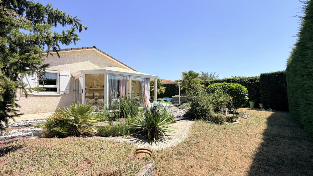 Vente Maison VEAUCHE MAISON DE CHARME DE PLAIN PIED 89M2 ET 810M2 DE TERRAIN Veauche