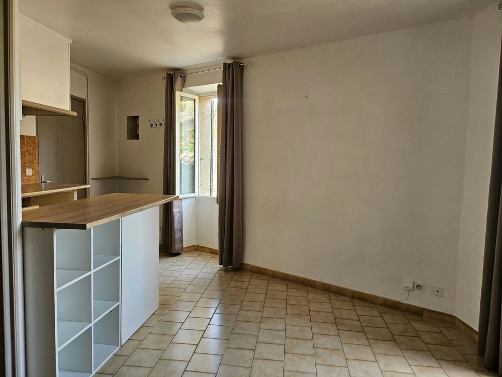 Location Appartement Studio à louer   Centre de Sérignan-du-Comtat Serignan du comtat