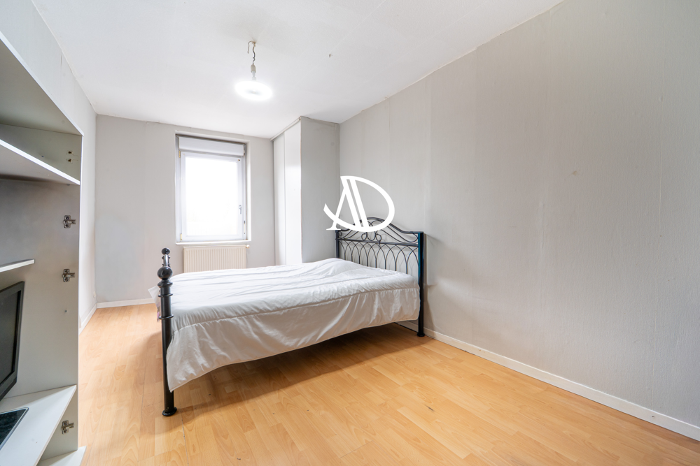 Vente Maison MAISON FAMILIALE 5 CHAMBRES + BUREAU+ JARDIN+ CAVE Harnes
