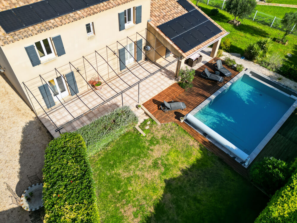 Vente Maison A 4 km Uzès, belle bastide avec piscine. Uzes