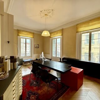  Appartement à vendre 5 pièces 147 m²