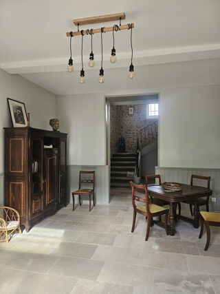  Propri�t�/ch�teau � louer 6 pi�ces 203 m�