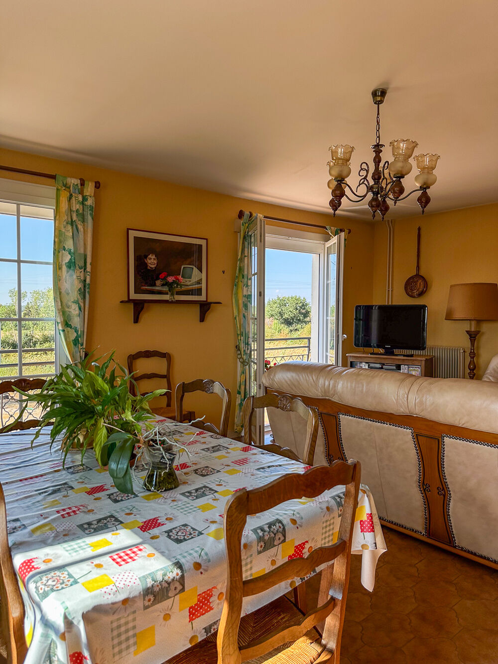 Vente Maison Maison familiale 148 m2 avec 4 chambres, sous-sol complet et vue dégagée - Côte chalonnaise La chapelle de bragny