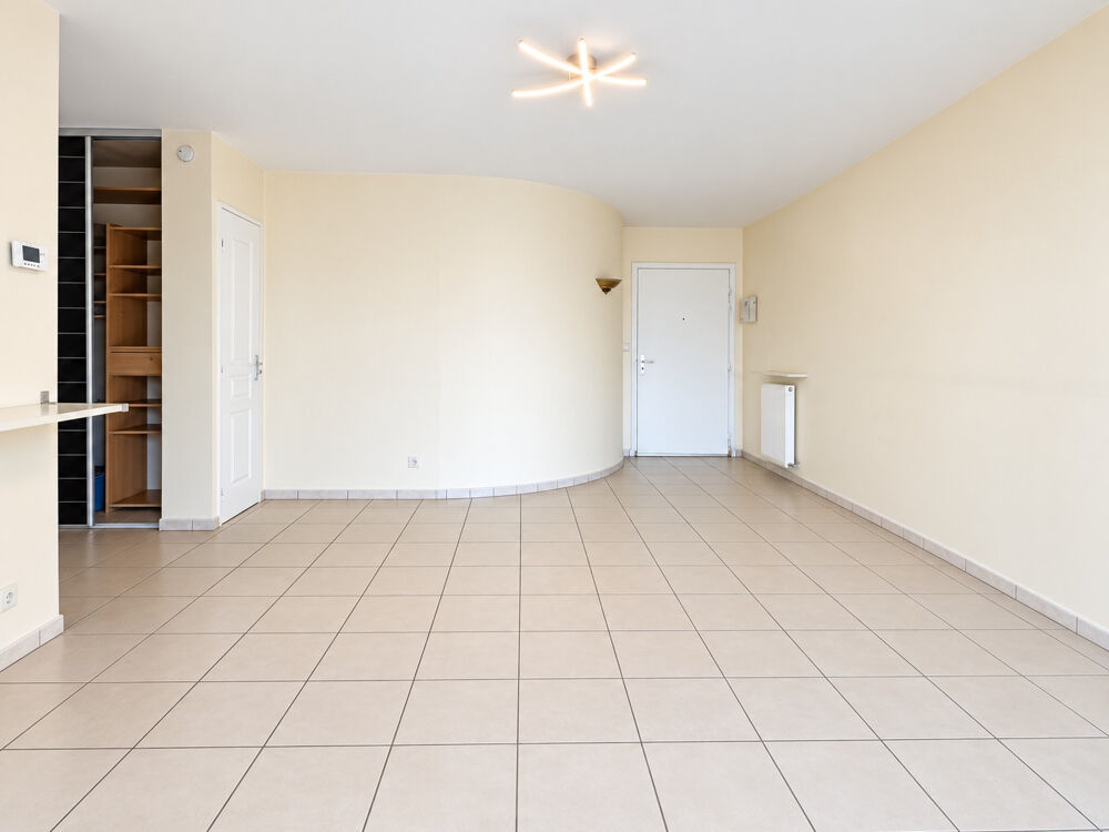À VENDRE APPARTEMENT T2 DE 52 M2 AVEC BALCON, GARAGE ET ASCENSEUR