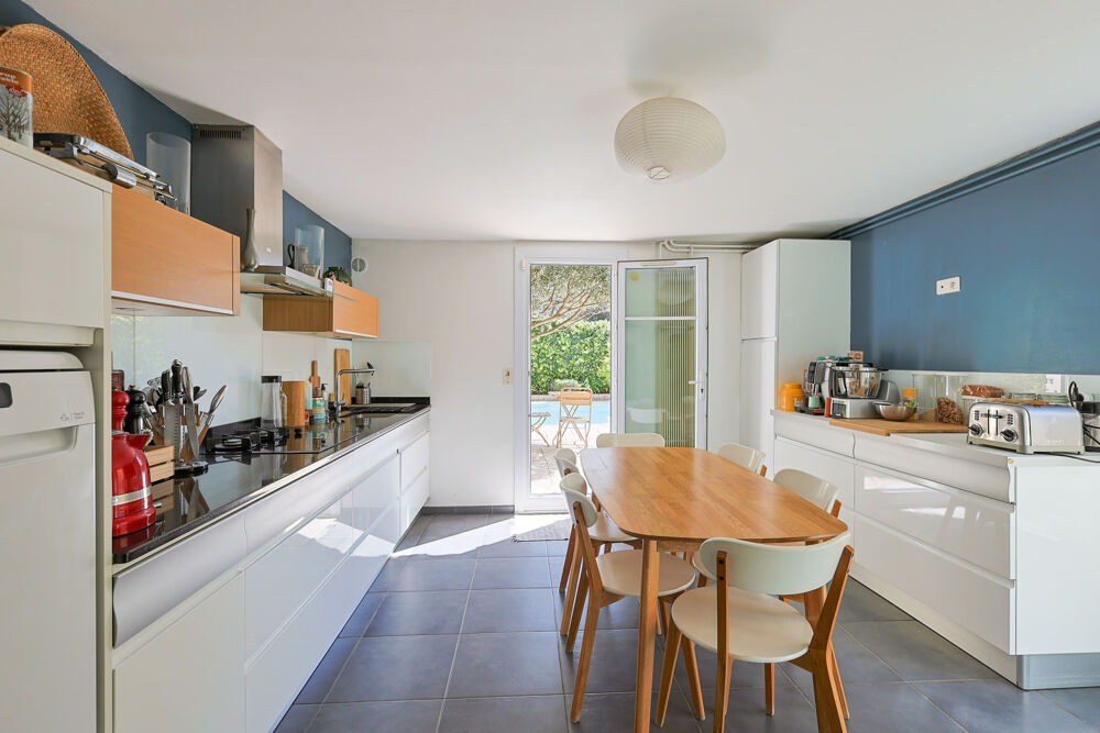 Vente Maison Belle Maison de caractère à Montolivet Marseille 4