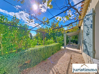  Proprit/chteau  vendre 7 pices 210 m