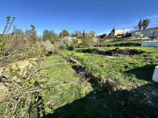  Terrain à vendre 807 m²