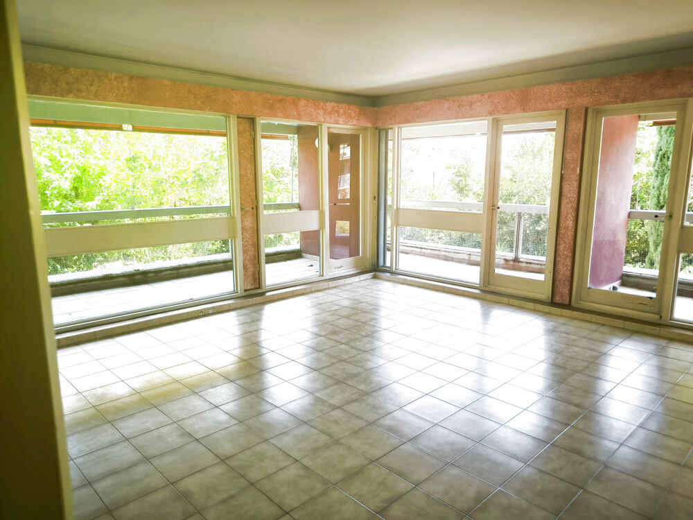 À Orange(84) CENTRE au CALME T5 STANDING 113 m 2 4 chambres résidence sécurisée+ GARAGE 18m2 /CAVE