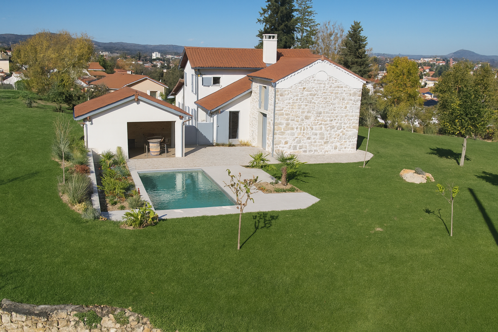 A vendre - Élégante maison de caractère rénovée à Montbrison