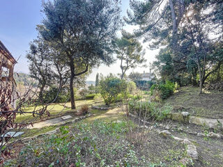  Maison  vendre 5 pices 201 m