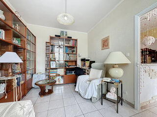  Remise / Grange � vendre 3 pi�ces 57 m� Nimes