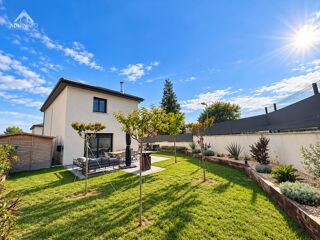 Maison 5 pièces 132 m² · à Péron · 132 m² · 625 000 €