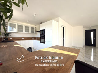  Maison � vendre 4 pi�ces 104 m�