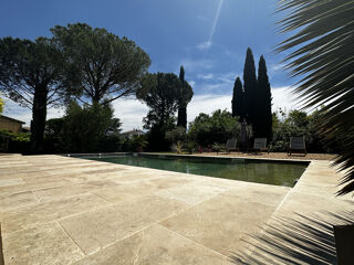  Maison � vendre 9 pi�ces 310 m�