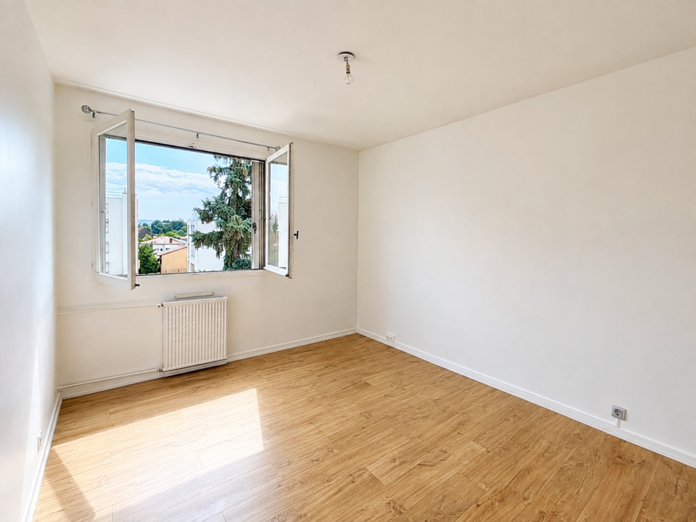 Vente Appartement T3 ORADOU BALCON ET PARKING Clermont ferrand