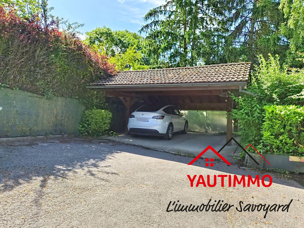 Vente Maison Maison familiale 170 m2 Utiles dont 125 m2 habitables avec piscine chauffée dans un écrin de verdure à Cranves Cranves sales