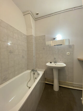  Appartement à louer 2 pièces 46 m²