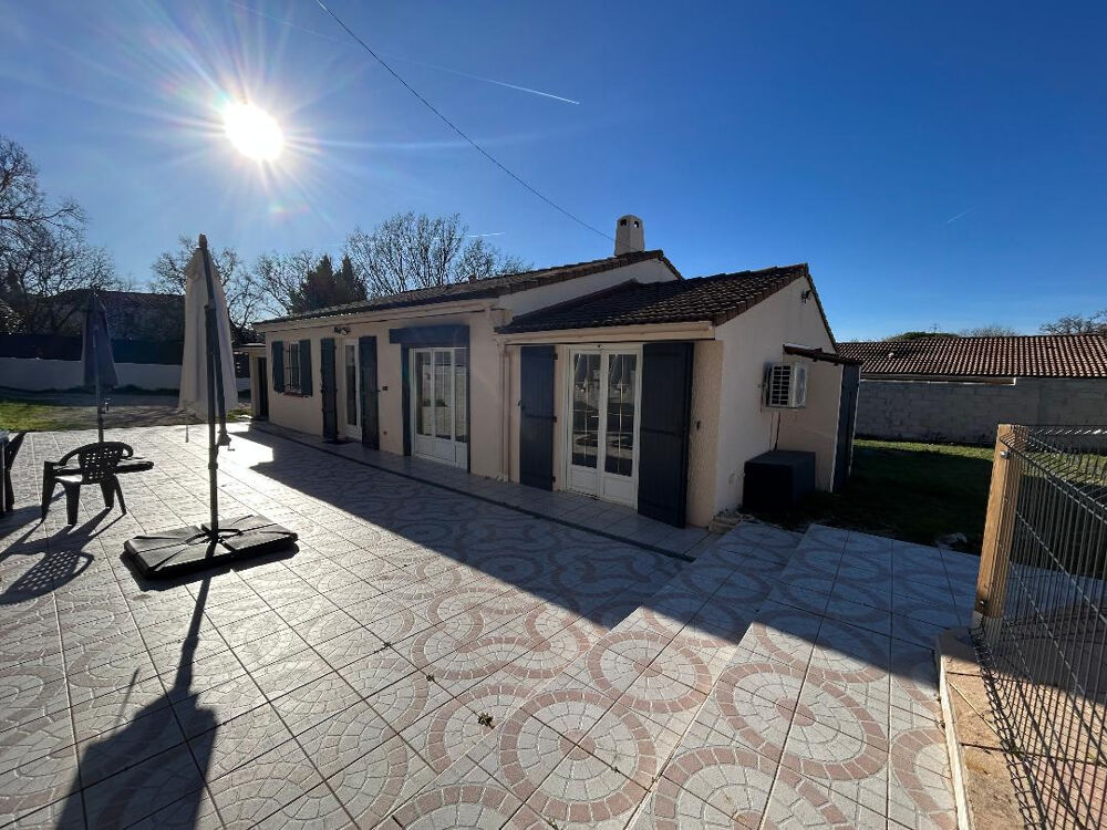 Maison T4/5 plain-pied 109 m2 + annexe de 23 m2 + Piscine