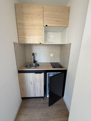  Appartement à louer 1 pièce 21 m²