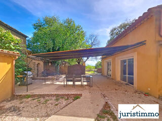  Maison � vendre 9 pi�ces 320 m�