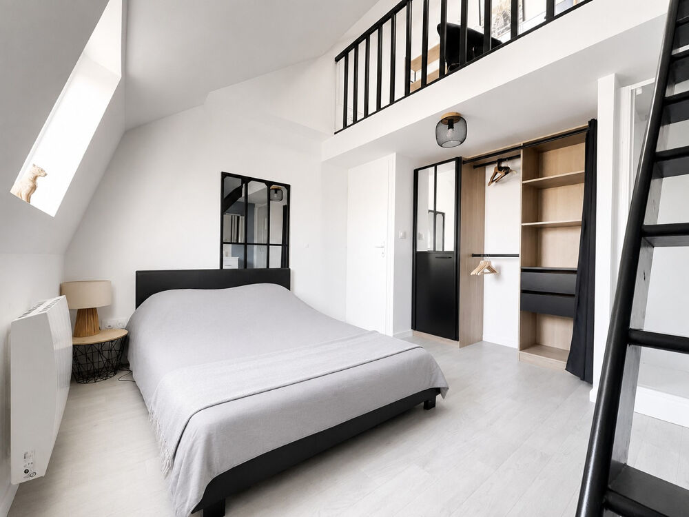 Maison de ville entièrement rénovée 94 m2 4 chambres avec salle d'eau Croix