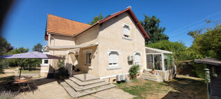 Vente Maison Dordogne - Maison familiale lumineuse de 130 m2 (DPE B) à Saint-Méard-de-Drône - 4 chambres, véranda et parc c St meard de drone