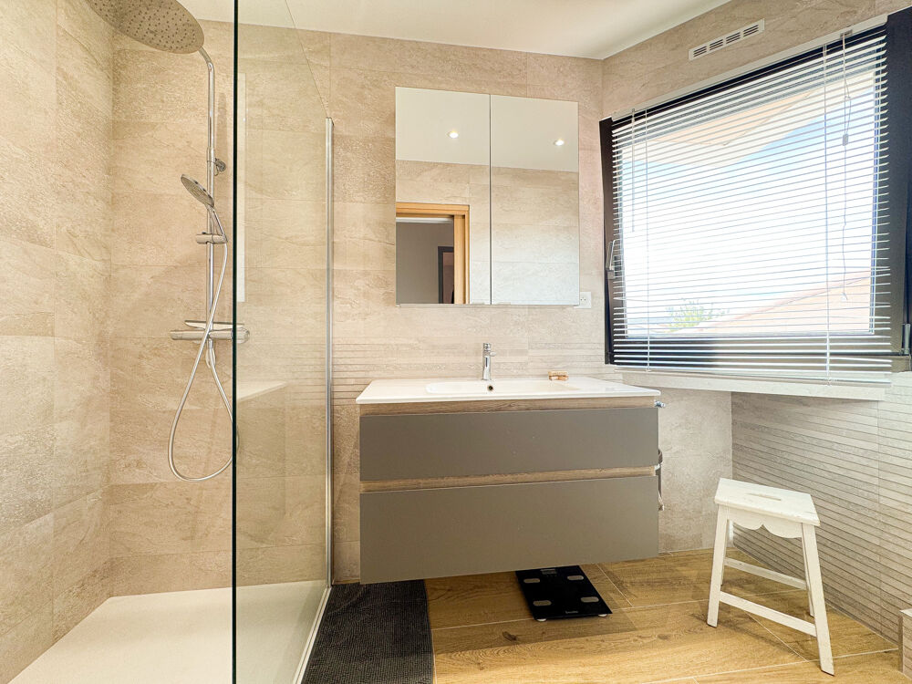 � vendre  Maison P�rols (34470)