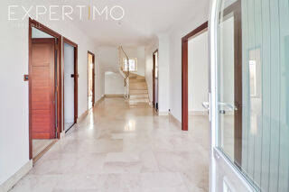  Maison � vendre 8 pi�ces 220 m�