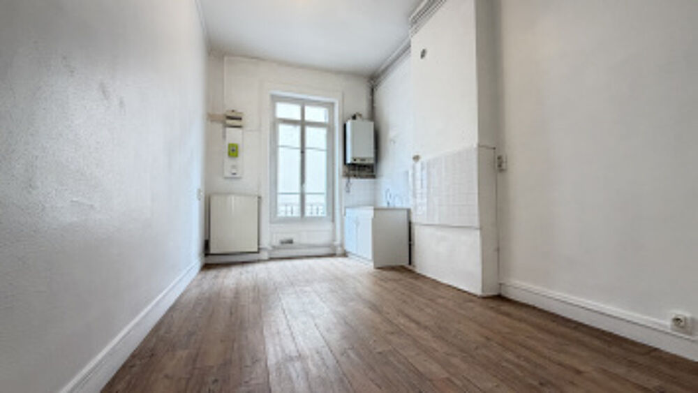 Vente Appartement Superbe appartement type Haussmannien de 100.77m2 avec 3 grandes chambres St etienne