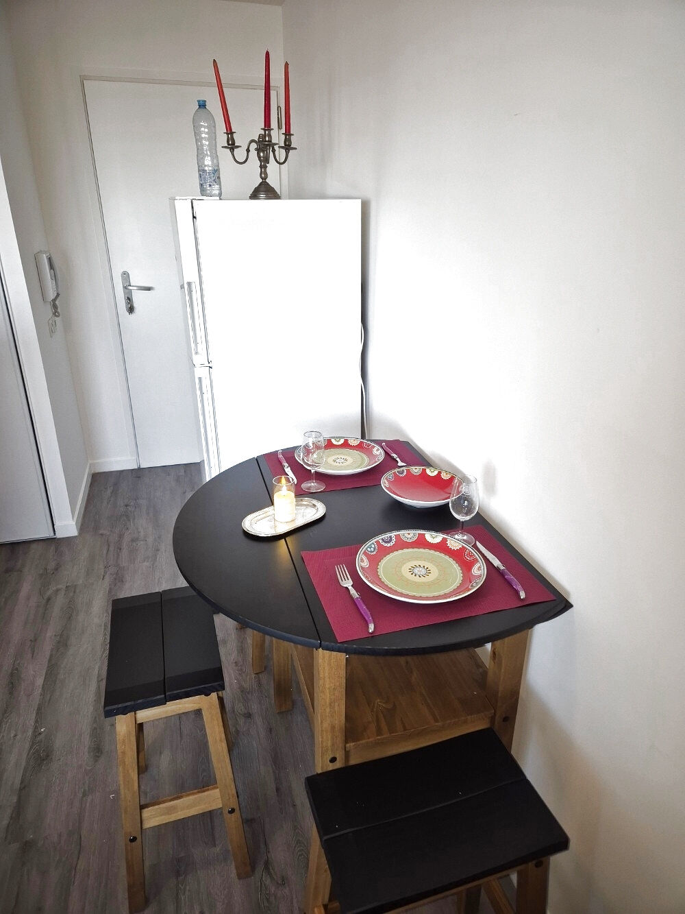 Location Appartement Appartement T1 entièrement meublé, terrasse, 1 parking sécurisé en sous sol. Vetraz monthoux