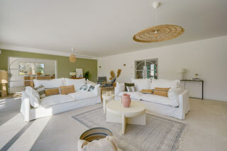  Maison à vendre 9 pièces 330 m²