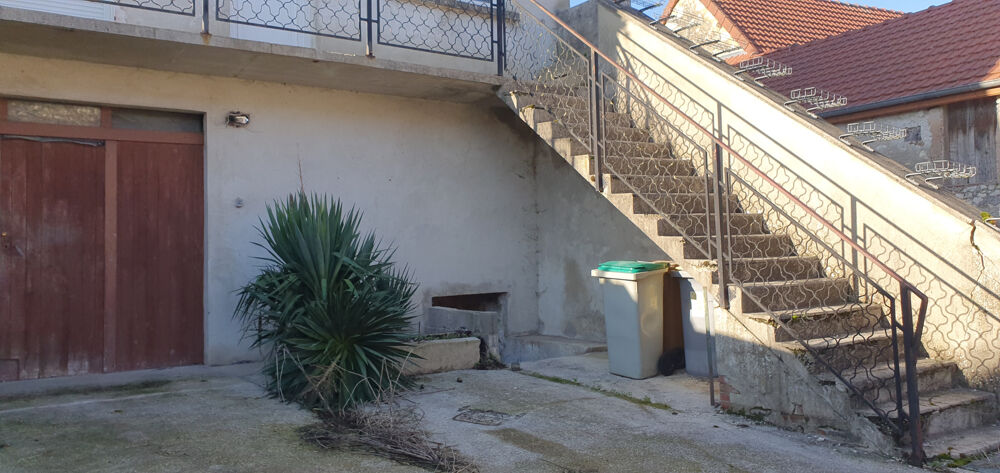 Vente Maison MAISON AVEC COUR ET GARAGE Cuchery