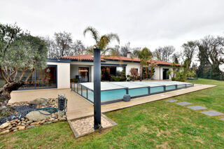  Maison à vendre 6 pièces 270 m²