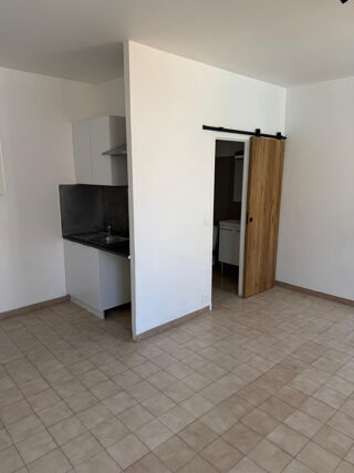  Appartement à louer 1 pièce 23 m²
