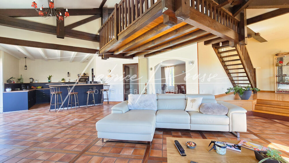à vendre  Propriété/château Rochefort (17300)