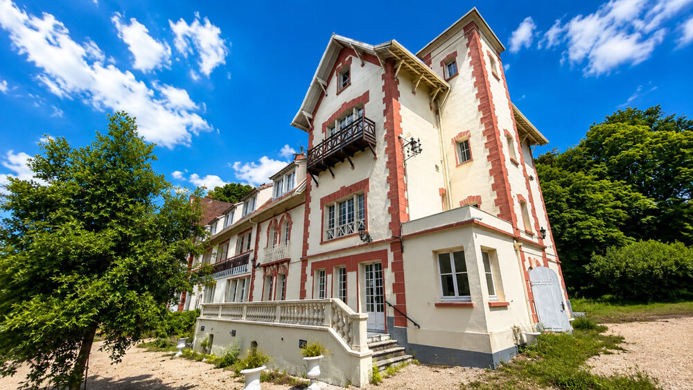 à vendre  Propriété/château Septeuil (78790)