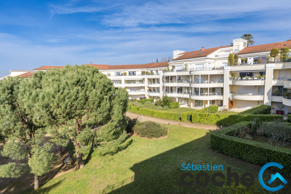 � vendre  Appartement Charbonni�res-les-Bains (69260)