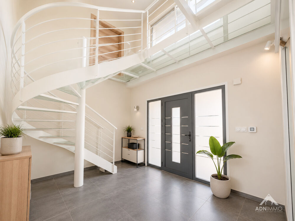 Maison 6 Pièces 200 m2