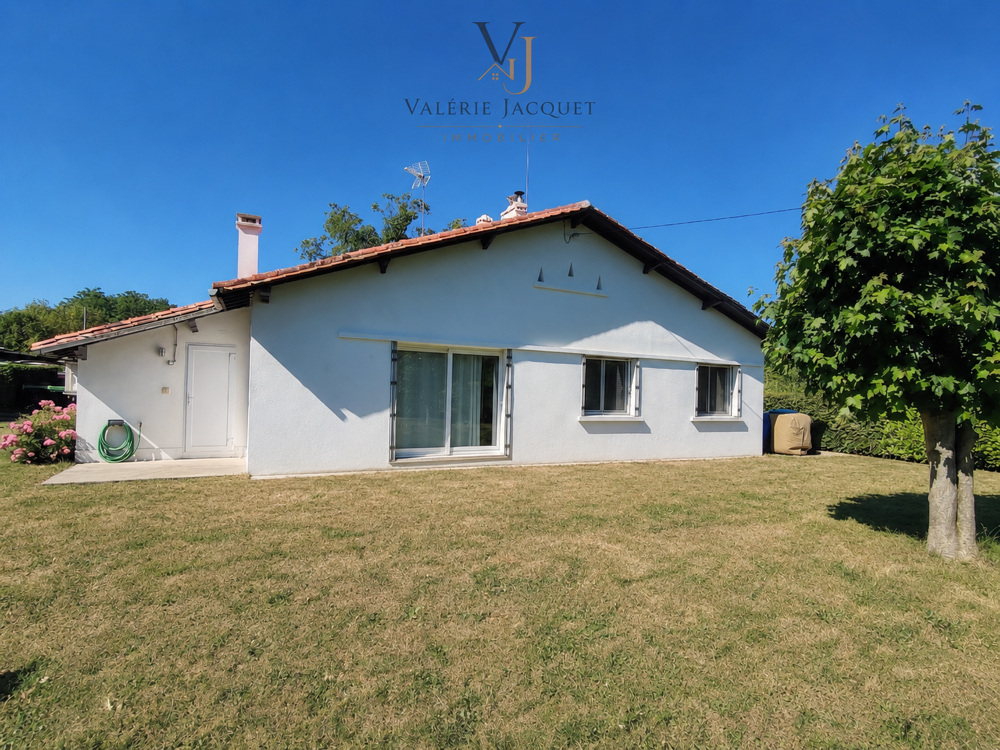Vente Maison À Moulin-Neuf, maison rénovée en 2025 avec vie de plain-pied et grand terrain constructible Moulin neuf